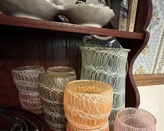 Vintage Spaghetti String MCM Pitcher & Roly Poly Tumblers. 