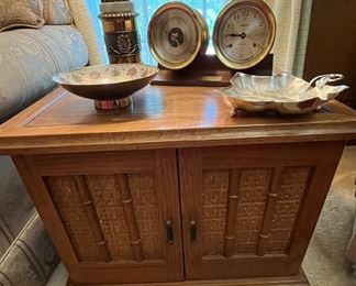The matching end table to the Hexagonal one.  Same door fronts.  --Again, everything is in pristine condition.