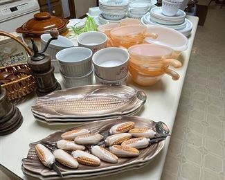 Vtg. Ceramic Corn Plates