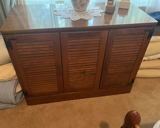 Another photo of the sewing table with a view of the formica top.