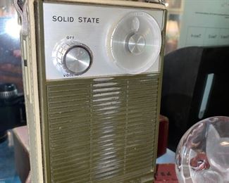 Vintage Solis State transistor radio