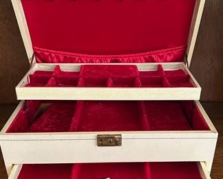 Vintage Jewelry Box