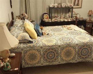 Antique pineapple finial full bed, ...