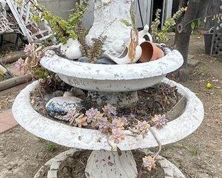 yard art decor fountain