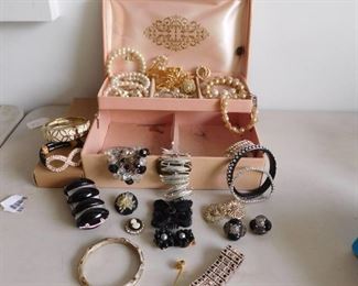 Vintage Jewelry Box w/ Black & White Costume Jewelry