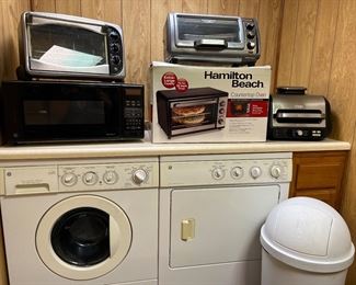 GE Washer & Dryer - excellent condition 
Small Kitchen Appliances