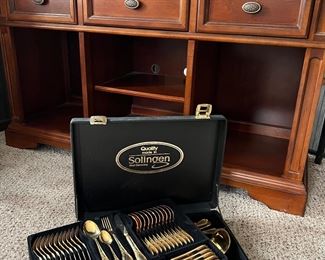 Gold Tone Silverware Set 
Music Box Collection 