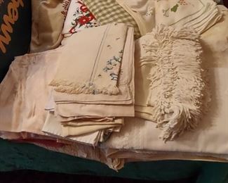 Asst'd  table cloths