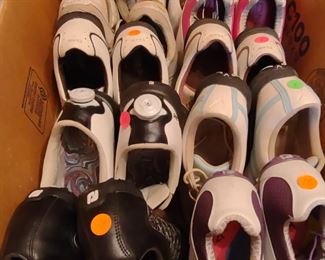 Ladies golf shoes size 8 - 9