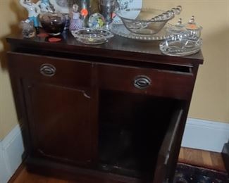 Small cabinet