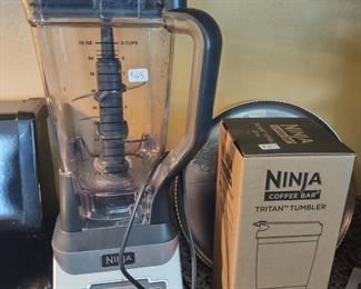 Ninja mixer and tumbler