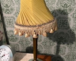 Cute Vintage Lamp w/ Faux Jade Base $25