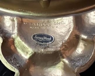 Syroco Wood Label Detail