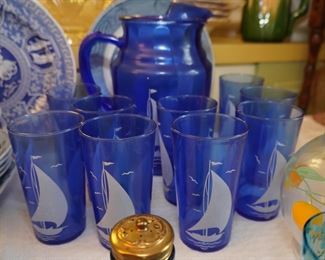 Tumbler and pitcher set