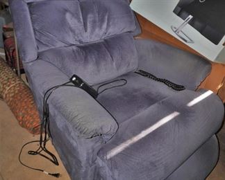 LaZBoy electric recliner