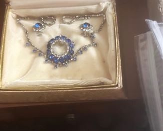Blue Necklace Set