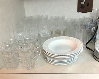 Glassware, Plates