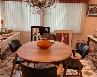 1960's "Made in Denmark" Modern Teak Table w 2 leaves & 4 Chairs &nbsp;by Hong Stole,