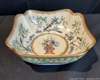 Gorgeous Mottahedeh Ch ing Garden Square Serving Bowl
