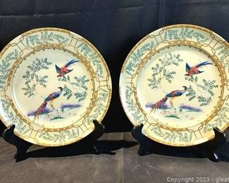 Pair of Beautiful Mottahedeh Ch ing Garden Dinner Plates