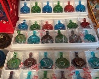 Commemorative Presidential Mini Decanters