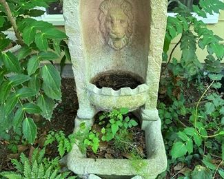 Lion fountain
