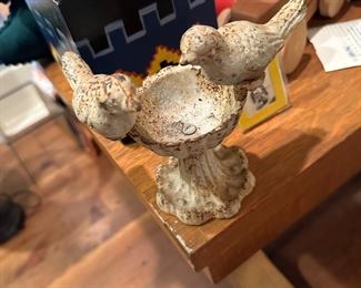 Iron birds at fountain