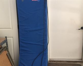 Lilly pad for the lake and boat,
New,Never used 