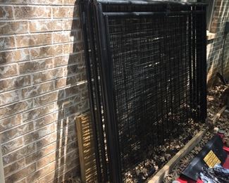  Large kennel 