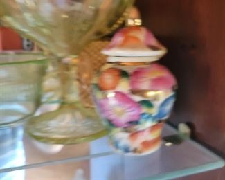 Small flower vase $5