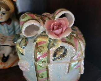 Porcelain Ring Holder $6