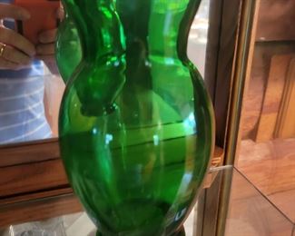 Green small vase $8