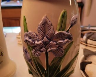 Flower vase $5