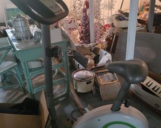 Weslo Pursuit 350 exercise bike $60