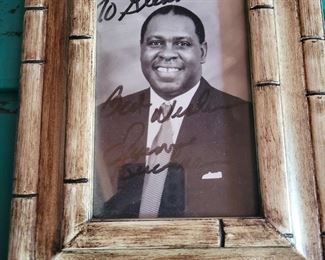 Autographed Quinn  Buckner Photo $25