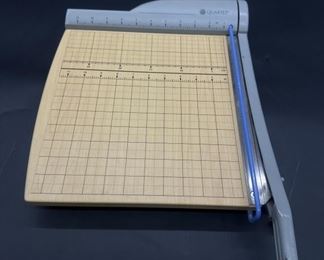 Quartet Guillotine Paper Cutter