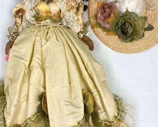 Savannah By ShowStoppers, Inc.