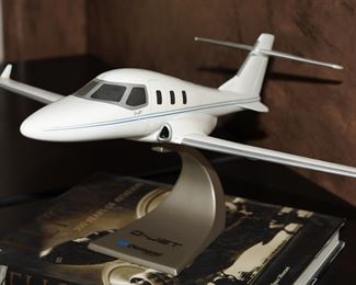 D-Jet Diamond aircraft prototype jet model.  This jet was a prototype to be made prior to Covid.  When Covid occurred, this jet prototype was scrapped.  Or so the story goes. 