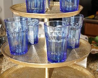 Hammered gold tone 3 tier dessert tray