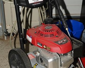 Simpson 2800 psi  pressure washer