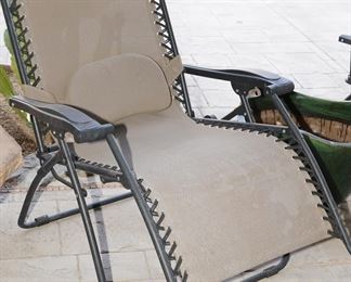 Folding lounge chairs x 2