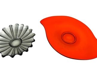 Federal Glass Company Starburst bowl and Klassik Glass Centerpiece
