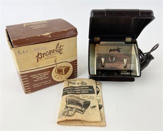Vintage Pres-a-Lite Bakelite Car
Cigarette Lighter with Original Box &
Instructions