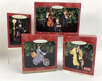 4 Like-New In Box Hallmark
Keepsake Vintage Christmas Ornaments -
Movie Characters!