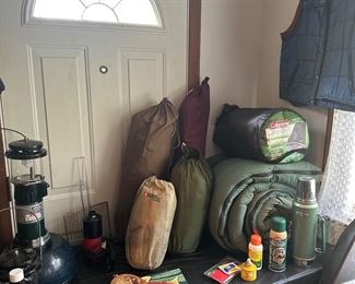 Vintage Camping , Vintage Hunting 