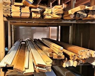 Lots of nice Long Pieces of Molding $1 each piece.