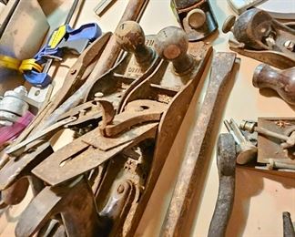 Antique Vintage Large Planers & Some other cool wood Handle pieces!