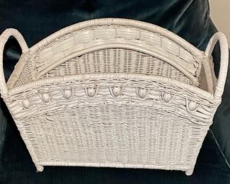 WICKER BASKET
