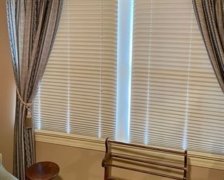 BLUE/WHITE VINE DRAPERIES