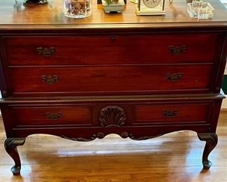 Vintage Cavalier Claw Foot Cedar Chest - circa 1920